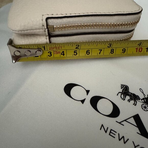 COACH Double Zip Chalk Leather Wristlet NWT - Picture 7 of 7